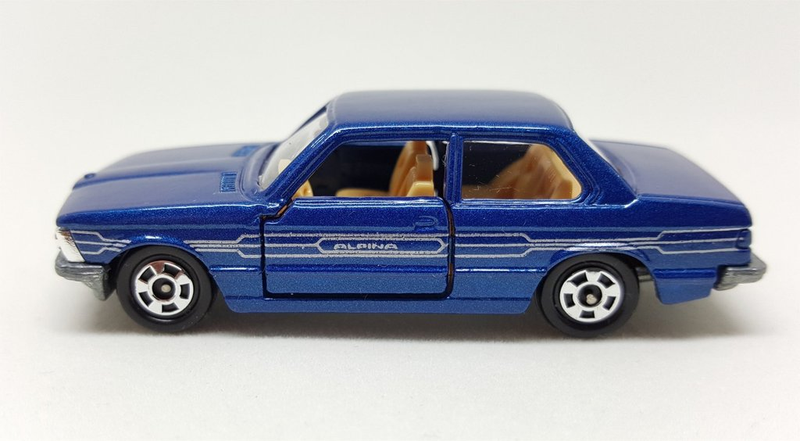 Illustration for article titled LaLD Car Week: Teutonic Tuesday - Tomica BMW 320i
